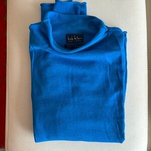 Merino wool top by Nicole Miller NWOT